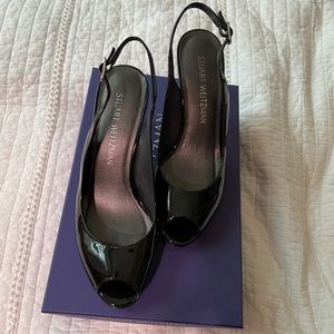 Black patent Stuart Weitzman pumps - 7.5
